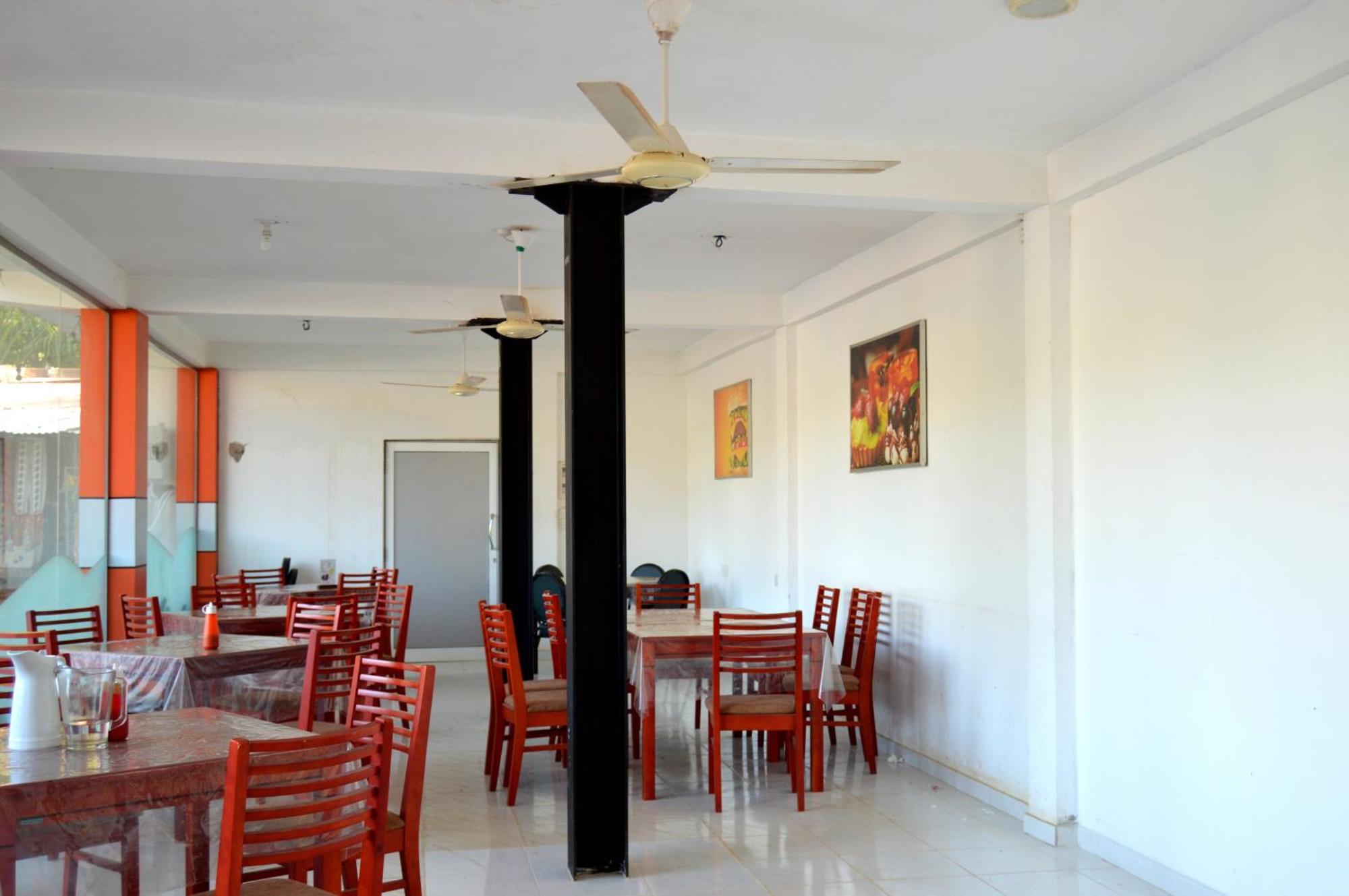 Cafe Pinnalanda Rooms Pinnawala  Esterno foto